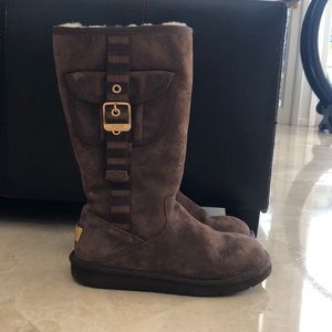 UGG brown cargo boot